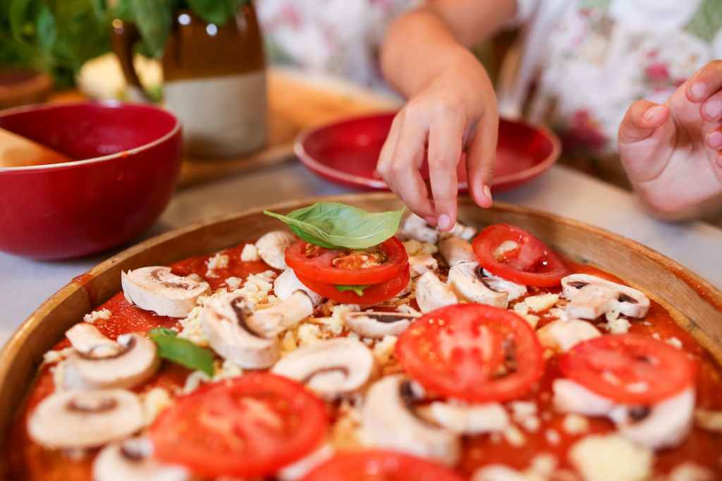 Spruce it Up! 5 Ways to Jazz Up Your Frozen Pizza